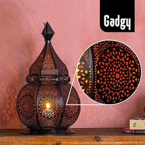 Gadgy Lanterne Marocaine | Porte Bougie Decorative | Decoration Orientale | Photophore pour Bougie et Lumières électriques | Objet Africain |Résistant au Vent | Lampe Orientale 36 x 20,5 cm – Image 9