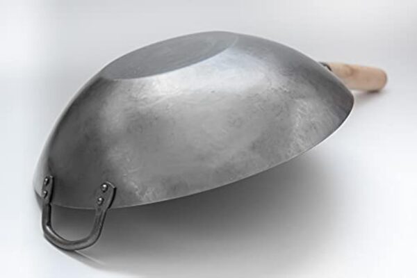 Craft Wok 731W316 Wok en acier au carbone martelé à la main avec poignée en bois et acier fond plat 35,6 cm – Image 5