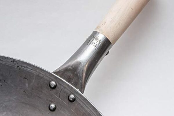 Craft Wok Wok traditionnel en acier carbone martelé à la main avec poignée auxiliaire en bois et acier (diamètre 35,6 cm, fond rond)/731W88 – Image 6