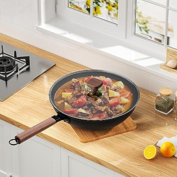 Jobin 33 cm/5,6L Wok en Acier au Carbone Avec Couvercle - Sans Revêtement Chimique - Cuisiner des Plats Asiatiques pour 4-6 Personnes - Convient à Induction/Electrique/Gas – Image 9