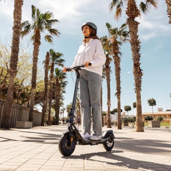 Cecotec Trottinette Électrique Adulte Approuvée Bongo D20 XL Connected. Puissance Maximale 700W, Autonomie 40km, Roues de 10", Frein à Disque Arrière, Alliage d'Aluminium, App, Résistant à l'eau – Image 6