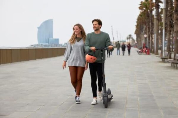Segway-Ninebot MAX G30E II, Trottinette Électrique pour adultes, max. 25 km/h, 65 km d'autonomie – Image 3