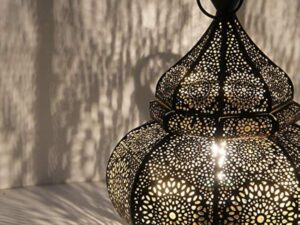 Casa Moro | Lampe de table orientale marocaine Asif hauteur 30 cm en noir avec douille E14 | Lampe de chevet en métal comme en 1001 nuit | Belle décoration de Noël | LN2070