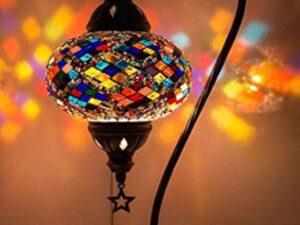 DEMMEX Superbe lampe de table en mosaïque marocaine turque avec globe de grande taille, col de cygne bohème exotique coloré, abat-jour en verre mosaïque faite à la main (multicolore)