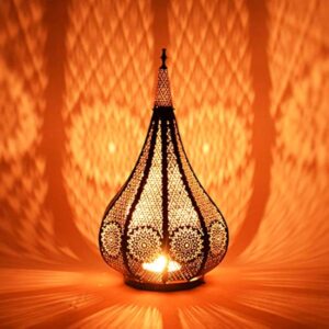 Petite Lanterne Marocaine en métal Ezana 36cm Noir | Photophore marocain pour l’extérieur au Jardin ou l’intérieur sur la Table | Lanternes pour Bougie | décoration de Maison Orientale