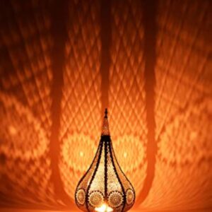 Petite Lanterne Marocaine en métal Ezana 36cm Noir | Photophore marocain pour l’extérieur au Jardin ou l’intérieur sur la Table | Lanternes pour Bougie | décoration de Maison Orientale
