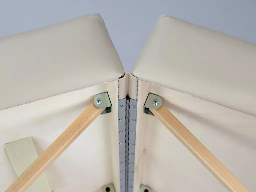 MILA - Table esthétique pose de cils