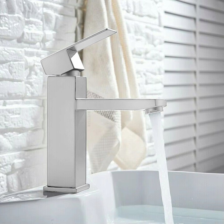 Robinet d'évier ou Lavabo Chromé